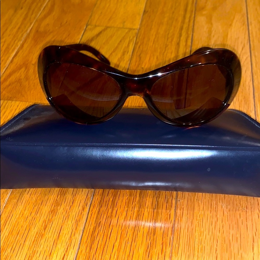 Oscar de la Renta Sunglasses